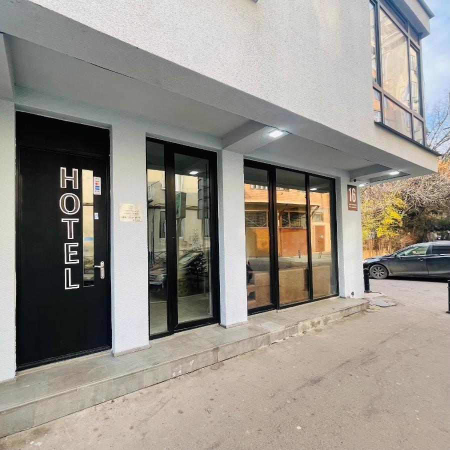 Art Family Hotel Tiflis Exterior foto